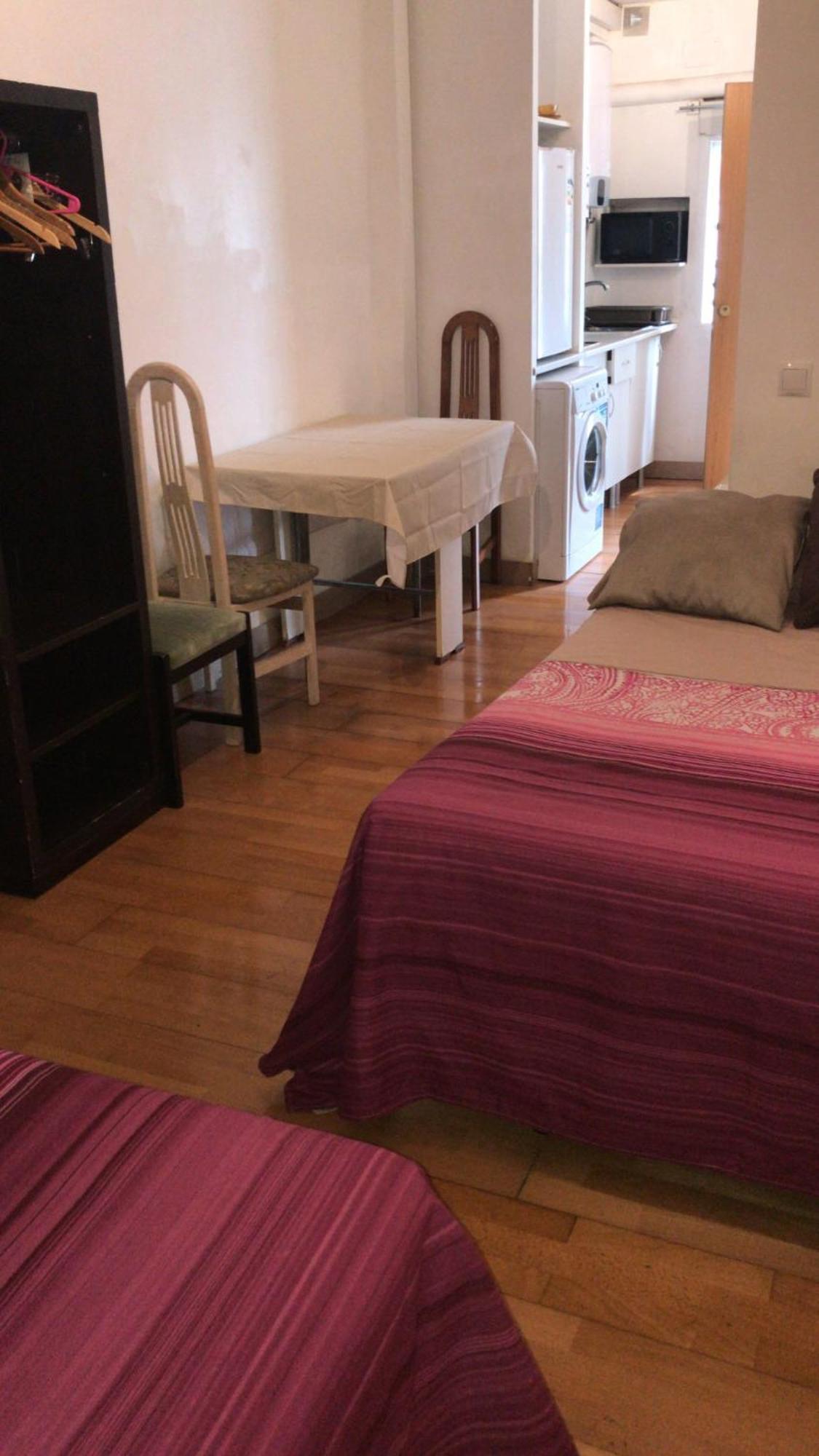 Apartamentos Pandiellos I Мадрид Екстериор снимка