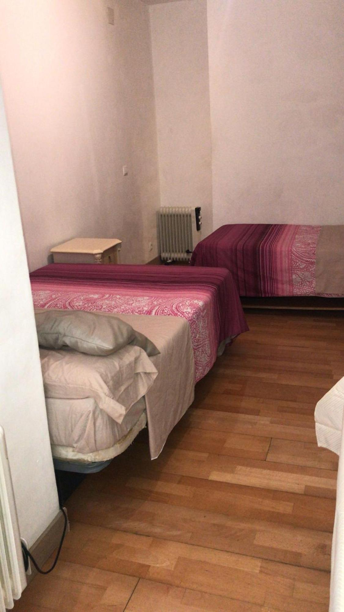 Apartamentos Pandiellos I Мадрид Екстериор снимка